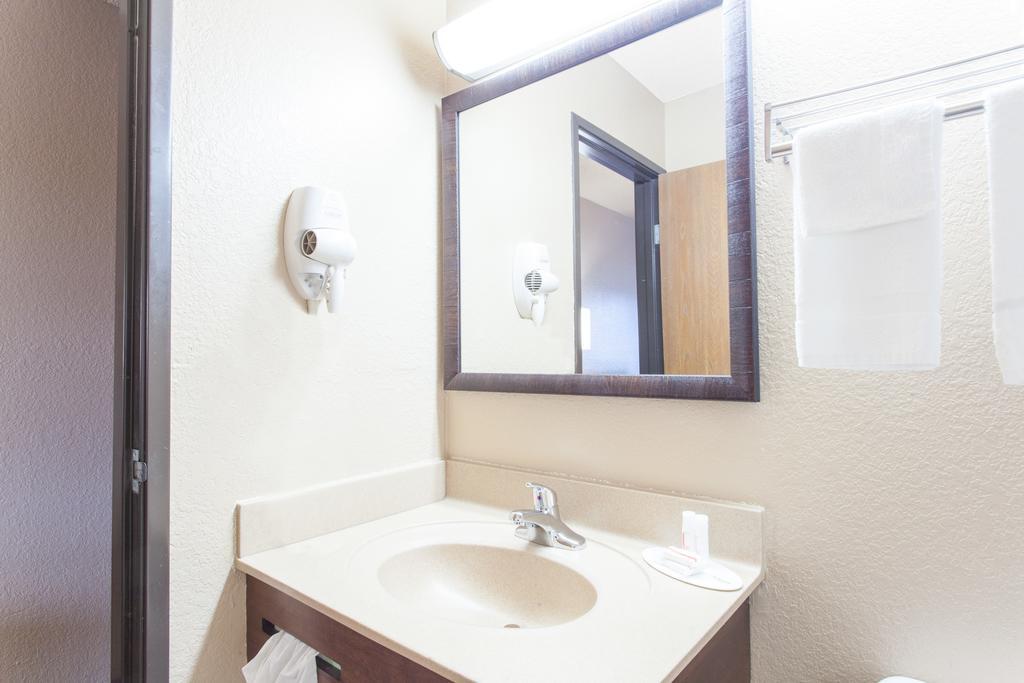 Super 8 By Wyndham Va Motel 2*